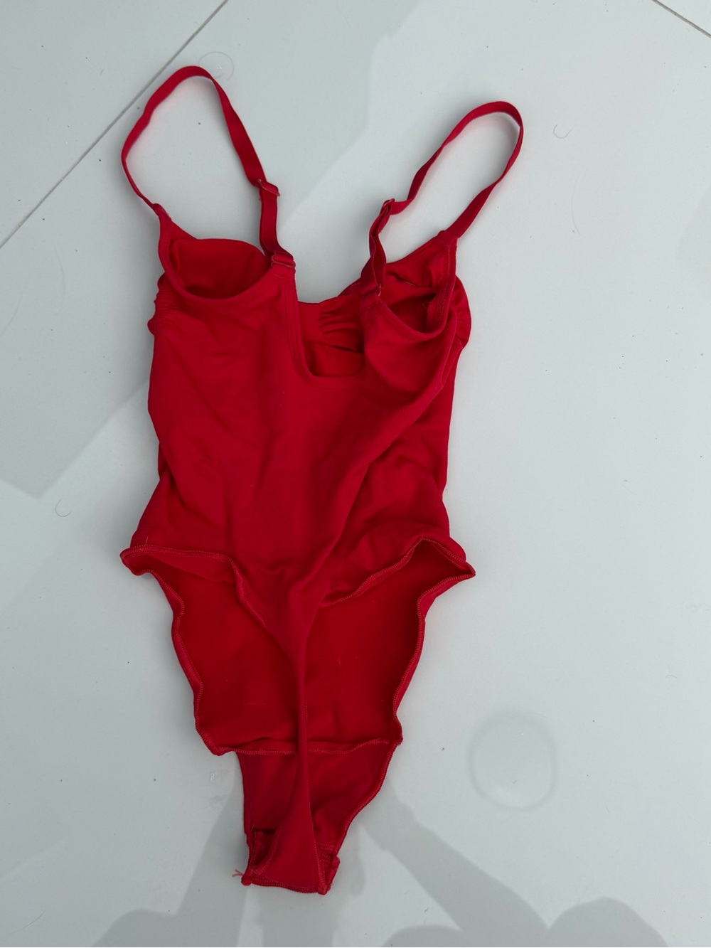 SKIMS Seamless Thong Bodysuit - Ruby Red - Picture 3 of 3